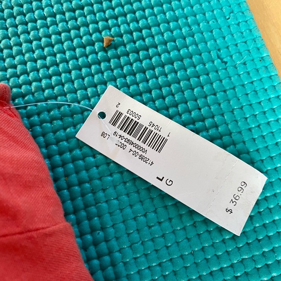 Off the shoulder embroidered top - Picture 3 of 3